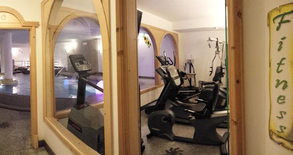 Hotel Sole باسو ديل تونالي المظهر الخارجي الصورة